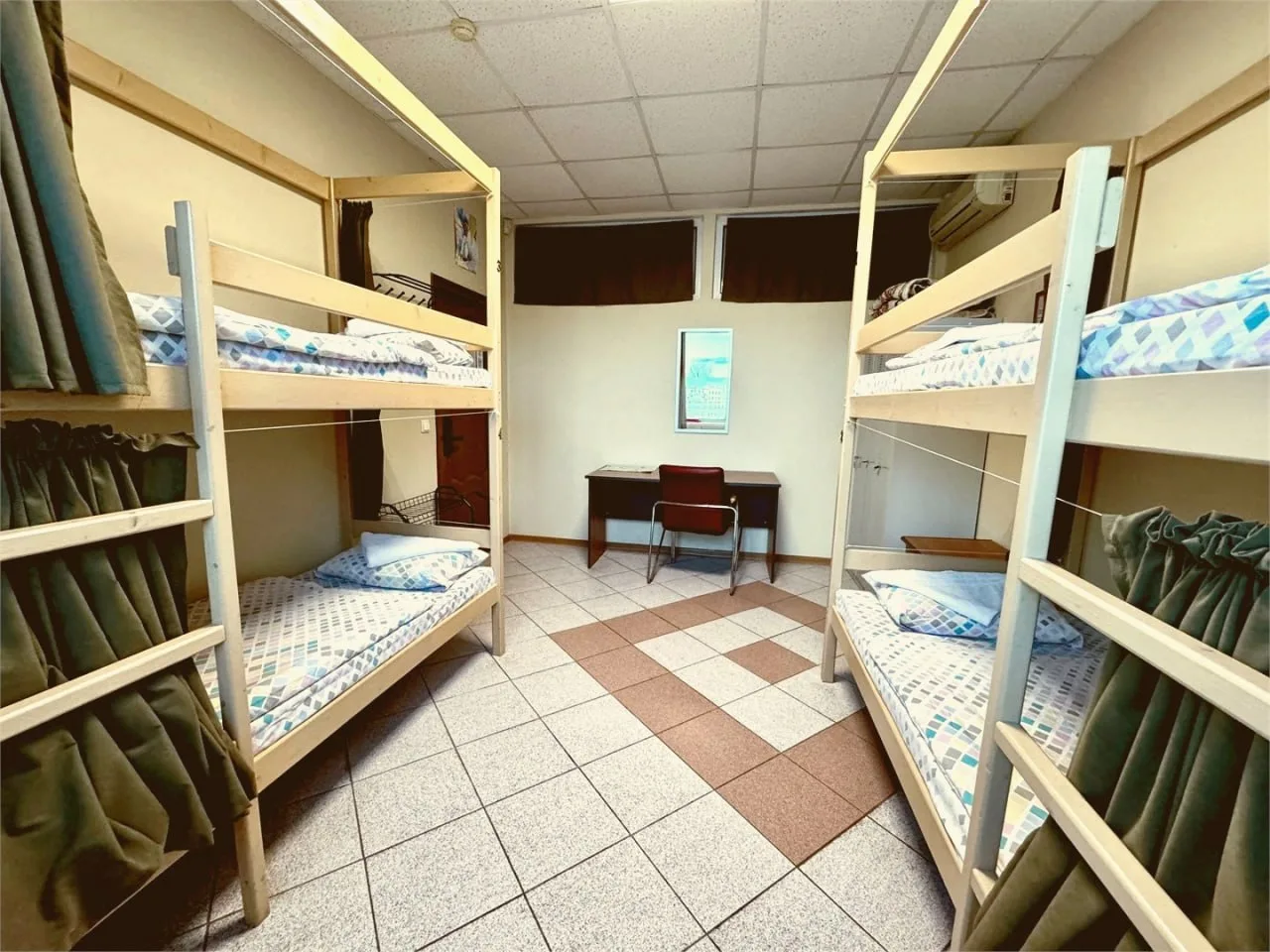 Четырёхместный номер